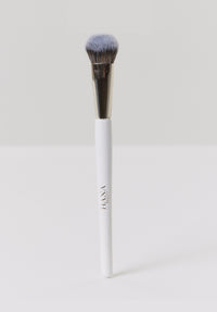 Essentials Concealer - HB03